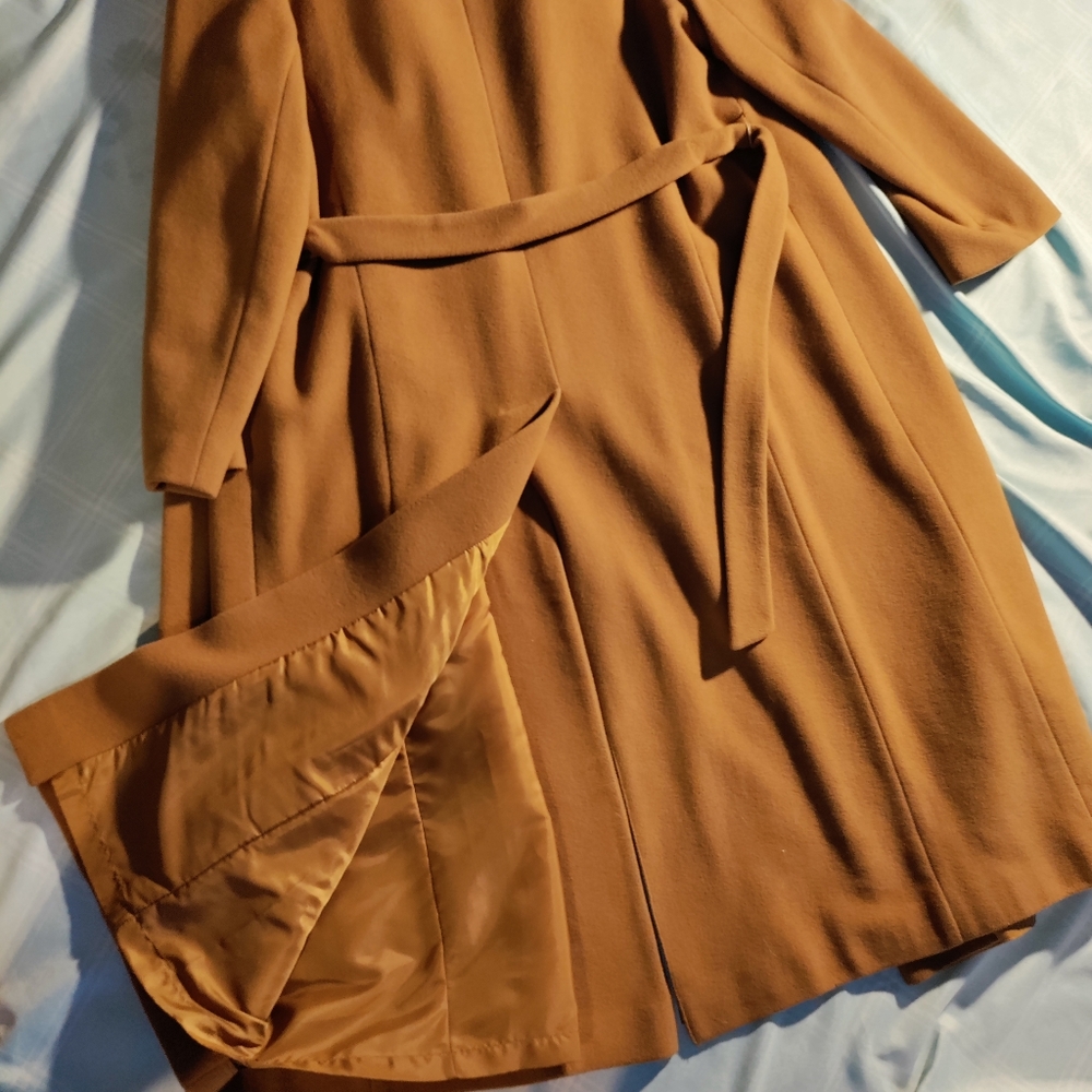 Classic wool coat womens
